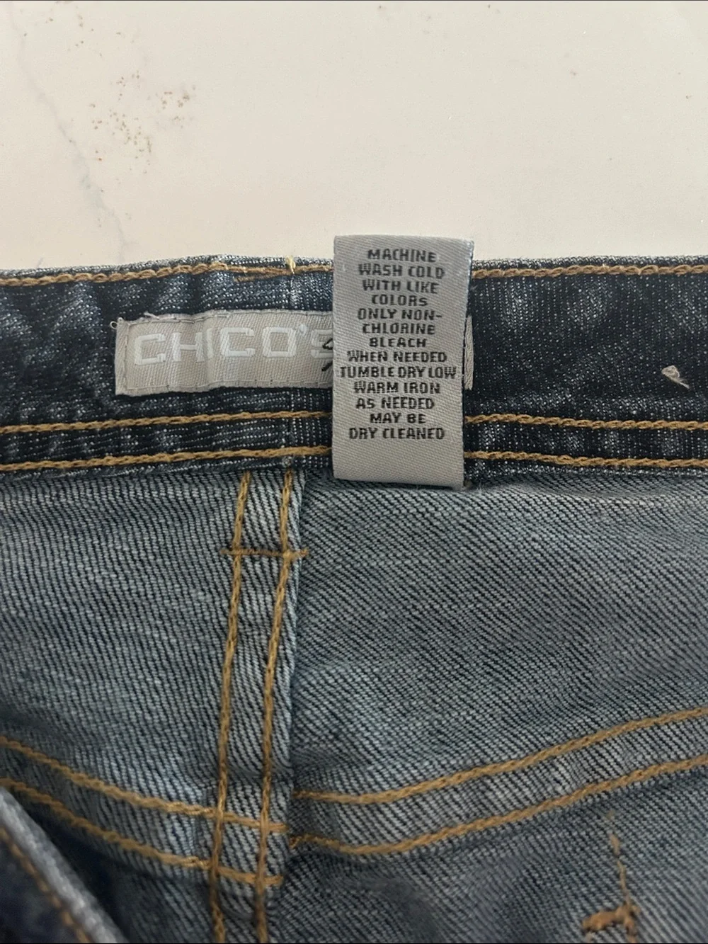 Chico’s Dark Blue Button-Front Stretch Denim Skirt Size 2.5 (Large/X Large 14)